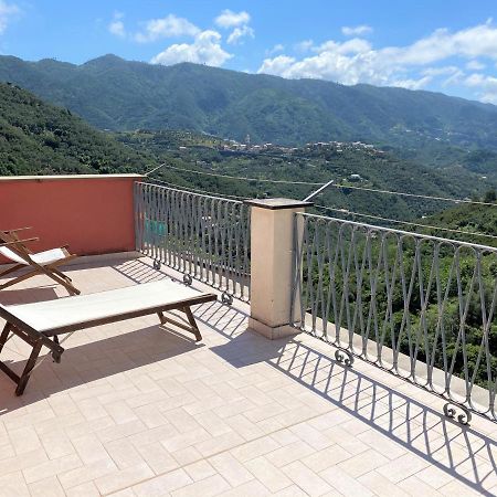 Le Case Della Lizza - Casa Rossa Levanto Bagian luar foto