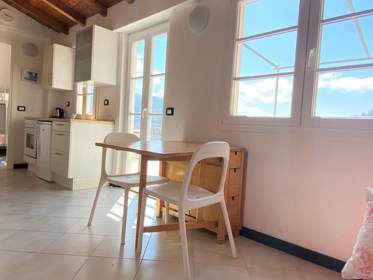 Le Case Della Lizza - Casa Rossa Levanto Bagian luar foto