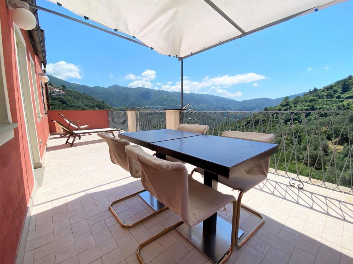Le Case Della Lizza - Casa Rossa Levanto Bagian luar foto