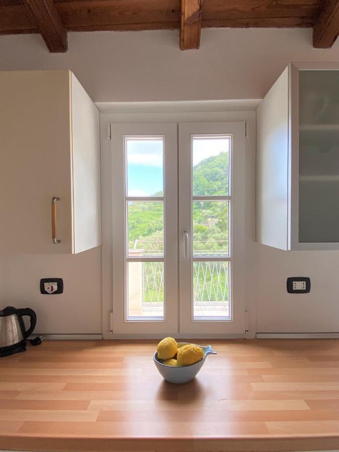 Le Case Della Lizza - Casa Rossa Levanto Bagian luar foto